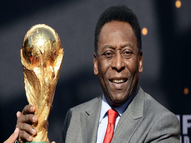 Pele là ông vua bóng đá vô địch World Cup nhiều nhất
