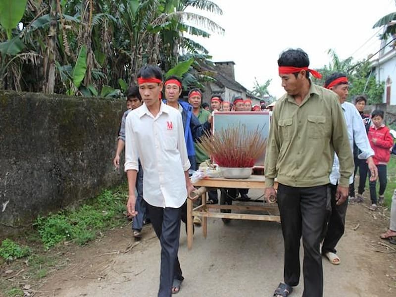 Dựa vào tình huống của giấc mơ đi đám ma để đánh số tương ứng