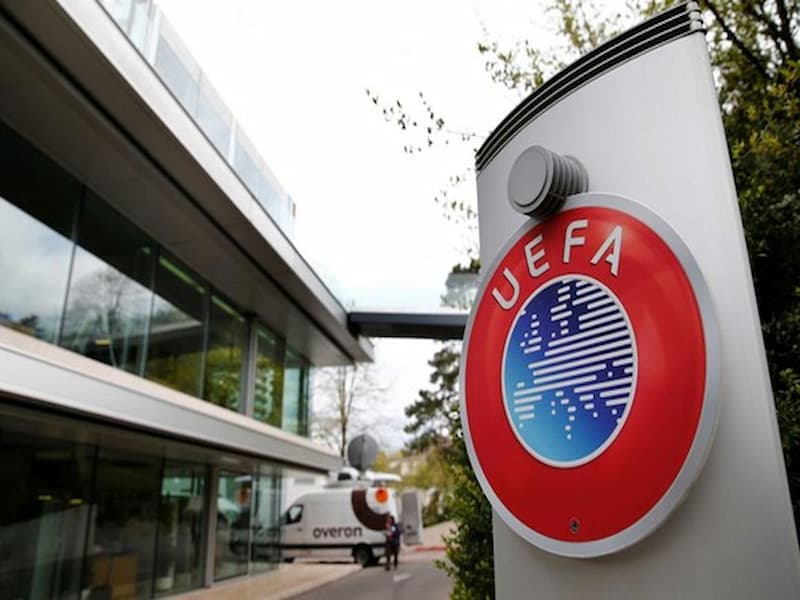 Covid 19 diễn ra đã khiến UEFA bù lỗ một số tiền lớn.